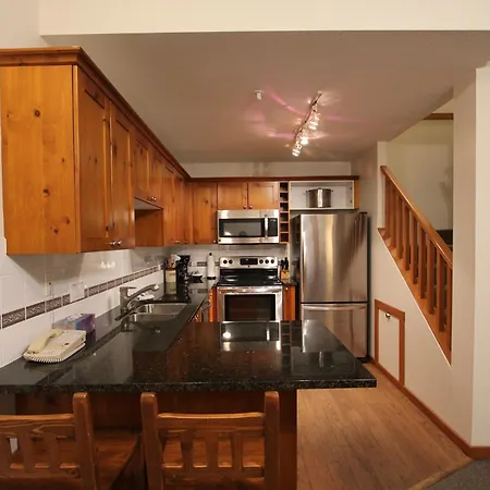 Symphony Condos By Whistler Retreats Room photo